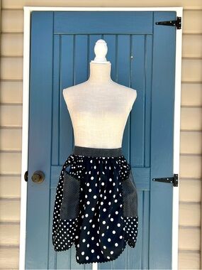 Vintage Wayne M. Kleski half Aprons Polka Dot with Contrast Pockets 2 piece set.